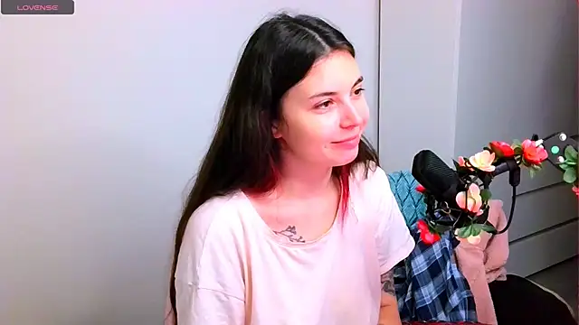 peachyness online show from November 26, 2025, 3:34 pm