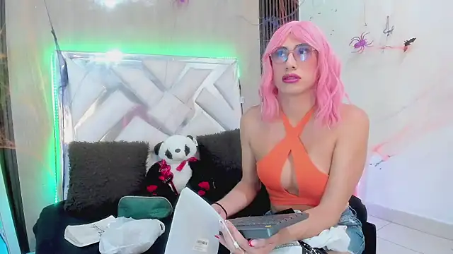 karen matwell online show from October 30, 2025, 2:25 pm