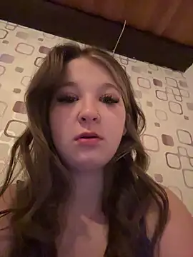 SweetTeenGirl online show from November 13, 2025, 4:27 am