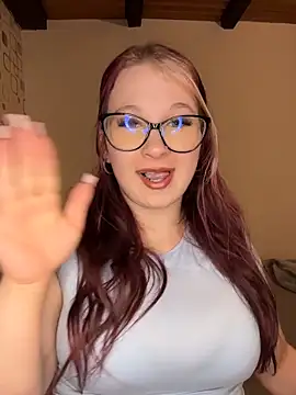 SweetTeenGirl online show from April 7, 2026, 5:48 pm