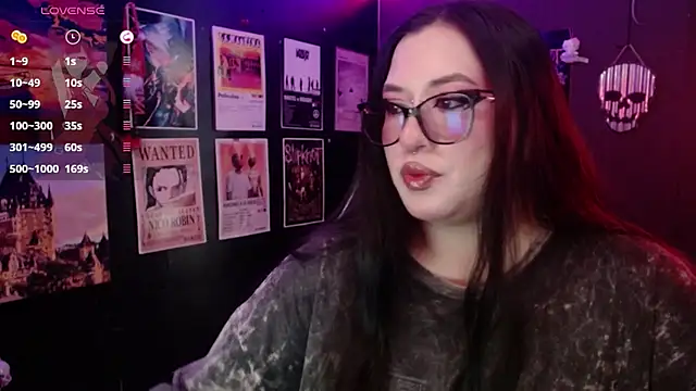 Snapshot of Ravendark_ chatting on June 10, 2026, 9:27 pm Ravendark online show from June 10, 2026, 9:27 pm