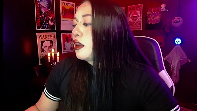 Snapshot of Ravendark_ chatting on September 29, 2025, 8:25 pm Ravendark online show from September 29, 2025, 8:25 pm