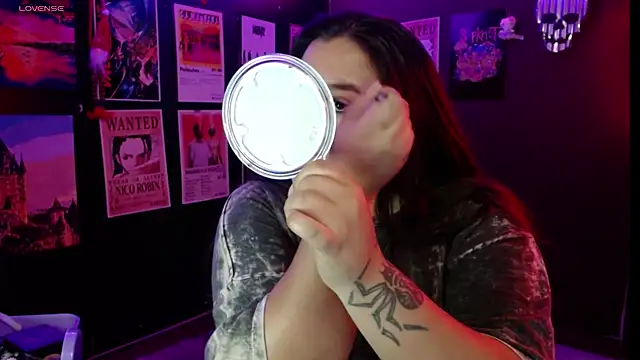 Ravendark  online show from April 28, 2026, 10:03 pm