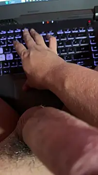 AndyRico18 online show from December 16, 2025, 7:18 pm