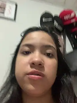 ashleyy20 online show from April 11, 2026, 3:05 pm