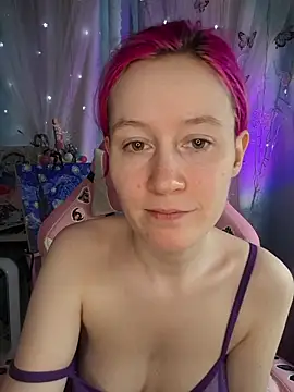 Snapshot of Fuzzy_Unicorn chatting on May 28, 2026, 10:22 am Fuzzy Unicorn online show from May 28, 2026, 10:22 am