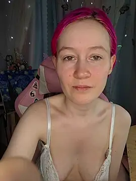 Snapshot of Fuzzy_Unicorn chatting on April 23, 2026, 9:49 am Fuzzy Unicorn online show from April 23, 2026, 9:49 am