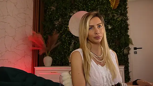 angel wow  online show from January 14, 2026, 5:22 am