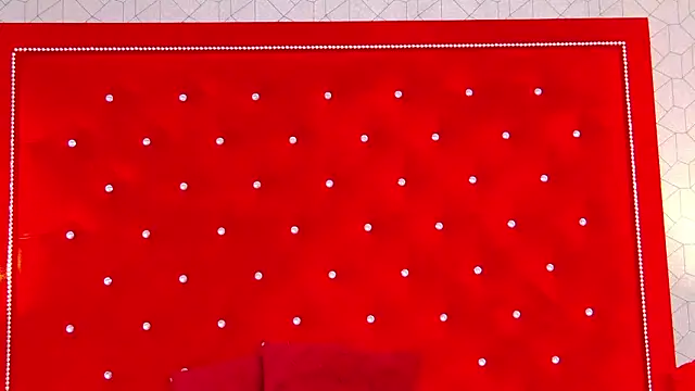 Snapshot of Ellsa_Jean_ chatting on November 26, 2025, 3:17 am Ellsa Jean online show from November 26, 2025, 3:17 am