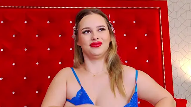 Snapshot of Ellsa_Jean_ chatting on December 4, 2025, 3:16 am Ellsa Jean online show from December 4, 2025, 3:16 am