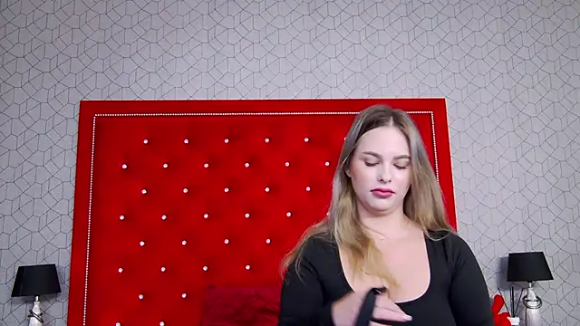 Snapshot of Ellsa_Jean_ chatting on October 29, 2025, 3:27 am Ellsa Jean online show from October 29, 2025, 3:27 am