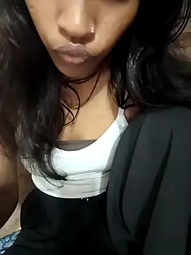 Snapshot of Geeta-satr chatting on November 11, 2025, 4:46 pm Geeta-satr online show from November 11, 2025, 4:46 pm