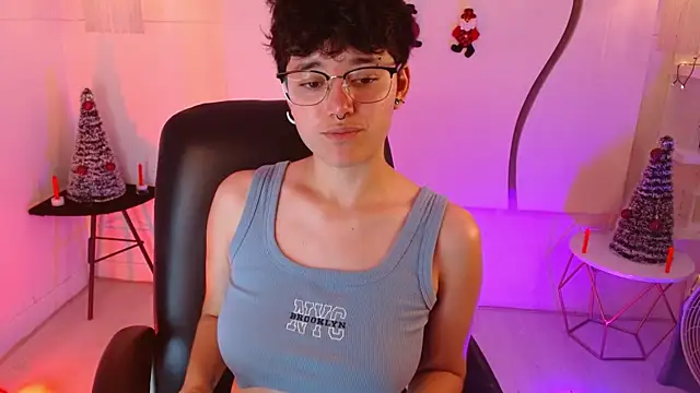 jeroharper online show from December 15, 2025, 3:40 pm