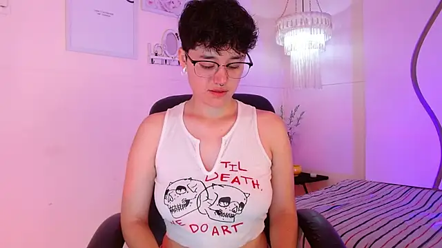 jeroharper online show from September 14, 2025, 6:52 pm