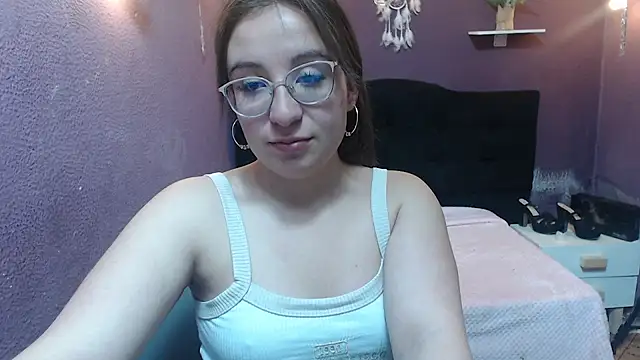 mia 778 online show from November 11, 2025, 1:06 pm