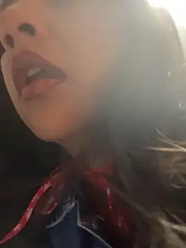 Snapshot of Bamby_milflatina chatting on October 15, 2025, 1:48 am Bamby milflatina online show from October 15, 2025, 1:48 am