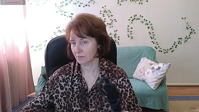 Lia Tito online show from June 6, 2026, 7:13 am