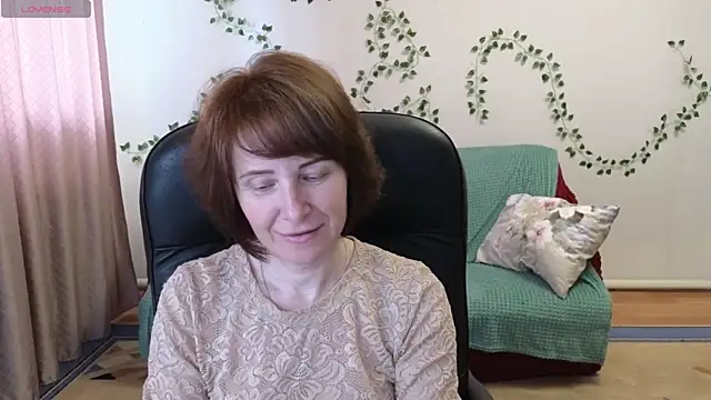 Lia Tito online show from May 19, 2026, 12:34 pm