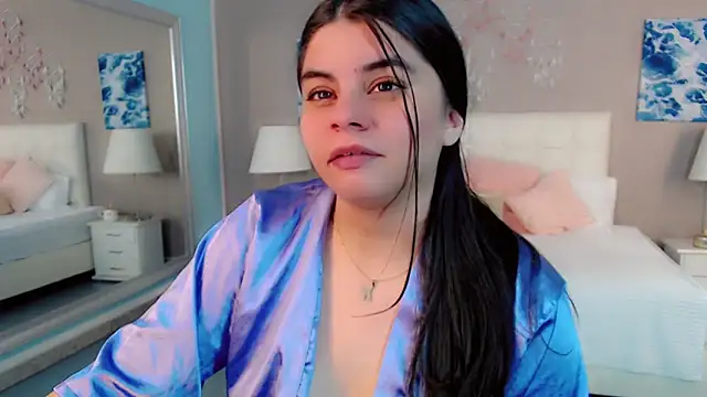 maddissonivanova online show from April 16, 2026, 9:39 pm