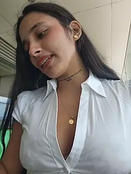 Lorena Mcfly online show from April 1, 2026, 2:47 pm