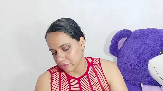 NataliaAr- online show from April 27, 2026, 10:30 pm