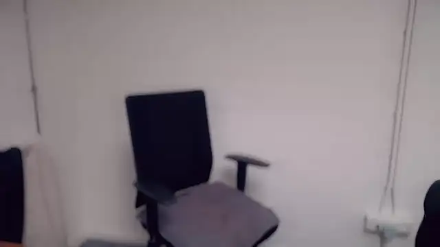 Snapshot of ElizaAndrea chatting on September 14, 2025, 2:17 pm ElizaAndrea online show from September 14, 2025, 2:17 pm