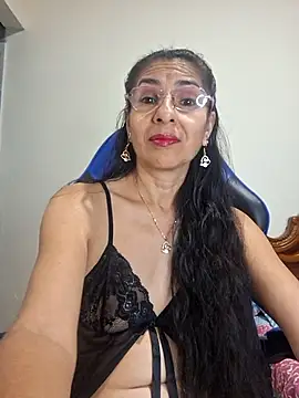 Natasha 50 online show from April 15, 2026, 1:55 am