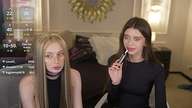 Regina Sweet054 online show from March 18, 2026, 3:35 pm