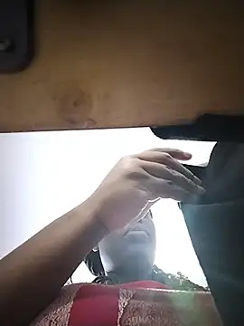 ebony-aston eilin online show from March 26, 2026, 12:47 pm