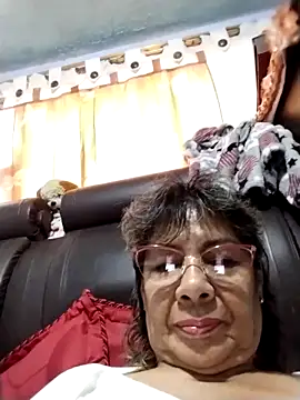 OliviaMorris1 online show from September 30, 2025, 6:25 pm