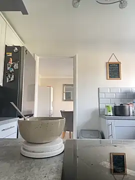 Snapshot of jasminebrooksx chatting on October 27, 2025, 9:43 am jasminebrooksx online show from October 27, 2025, 9:43 am