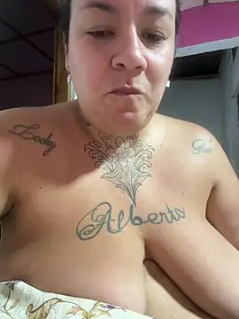 Snapshot of valen1891 chatting on January 15, 2026, 7:17 pm valen1891 online show from January 15, 2026, 7:17 pm