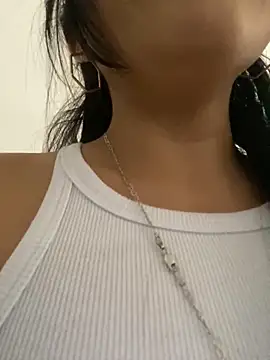 Snapshot of Rosa_25x chatting on October 18, 2025, 2:52 pm Rosa 25x online show from October 18, 2025, 2:52 pm