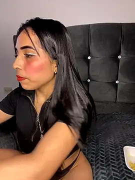 Snapshot of Rosa_25x chatting on September 22, 2025, 1:06 pm Rosa 25x online show from September 22, 2025, 1:06 pm