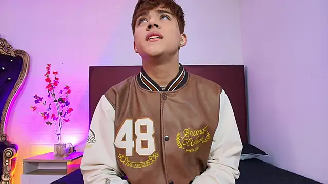 Lucass love online show from March 19, 2026, 1:22 pm