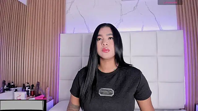 Meloddy Parkerr  online show from February 7, 2026, 4:09 am