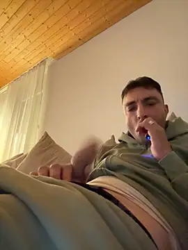 SemprePerverso online show from October 15, 2025, 6:05 pm