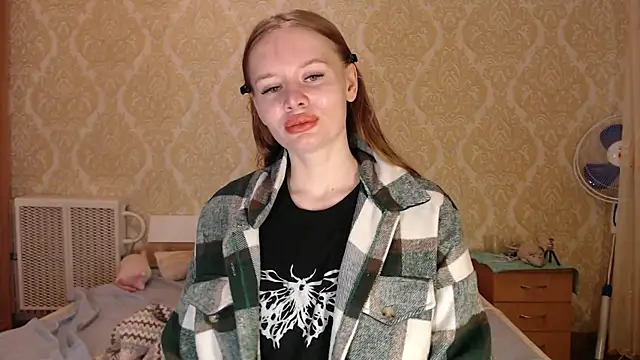 Kitkaat00 online show from April 22, 2026, 6:36 pm