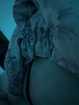 mrandmrsdarkside online show from March 17, 2026, 4:26 am