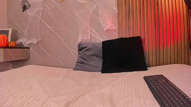 Snapshot of dulce_fiore07 chatting on October 30, 2025, 12:47 pm dulce fiore07 online show from October 30, 2025, 12:47 pm