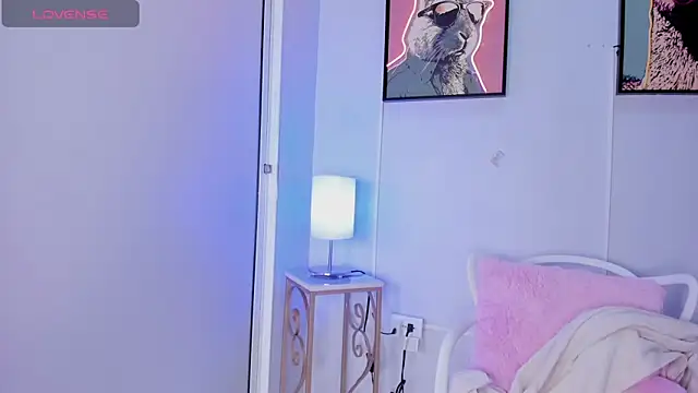 dulce fiore07 online show from March 7, 2026, 12:21 pm