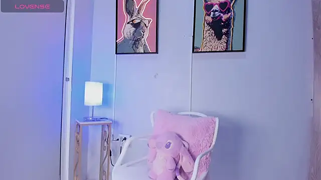 dulce fiore07 online show from March 6, 2026, 12:33 pm