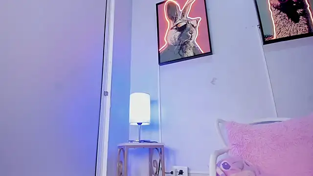 dulce fiore07 online show from February 26, 2026, 12:27 pm