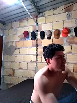 Snapshot of douglaszaens chatting on October 29, 2025, 5:23 pm douglaszaens online show from October 29, 2025, 5:23 pm