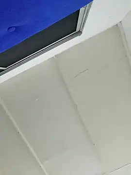 Snapshot of jhoi95 chatting on December 14, 2025, 5:13 am jhoi95 online show from December 14, 2025, 5:13 am