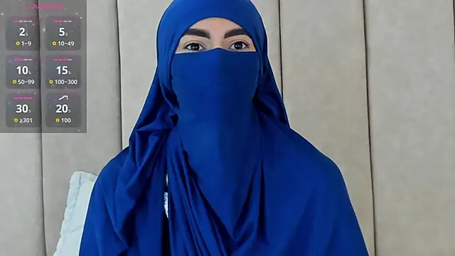 Snapshot of _Zahiira_ chatting on November 1, 2025, 12:10 pm Zahiira online show from November 1, 2025, 12:10 pm