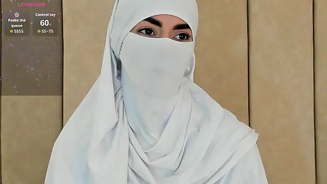 Snapshot of _Zahiira_ chatting on October 1, 2025, 12:09 pm Zahiira online show from October 1, 2025, 12:09 pm