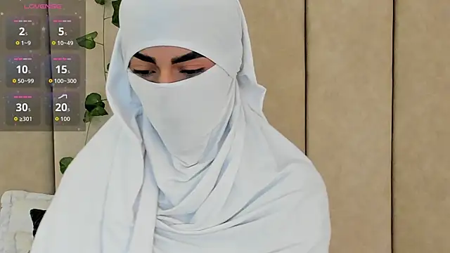 Snapshot of _Zahiira_ chatting on October 2, 2025, 11:57 am Zahiira online show from October 2, 2025, 11:57 am