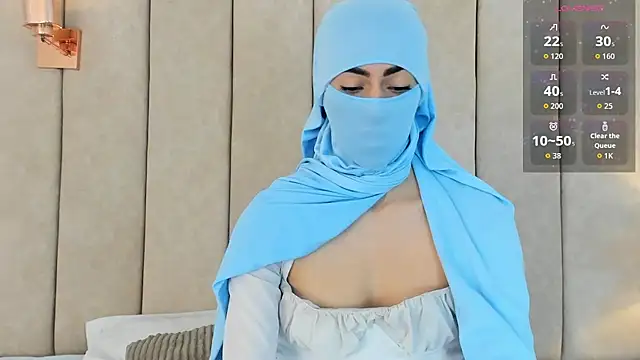  Zahiira  online show from June 1, 2026, 12:05 pm