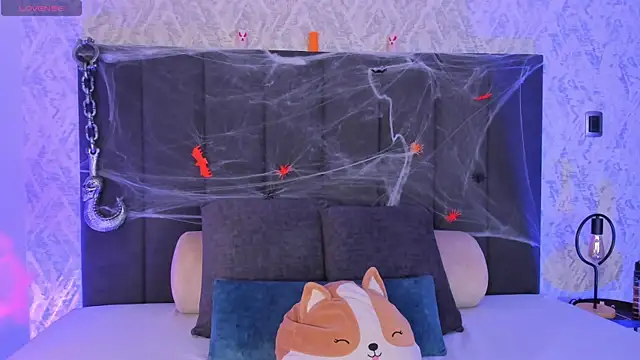 Snapshot of dana_hazze chatting on October 29, 2025, 8:41 pm dana hazze online show from October 29, 2025, 8:41 pm